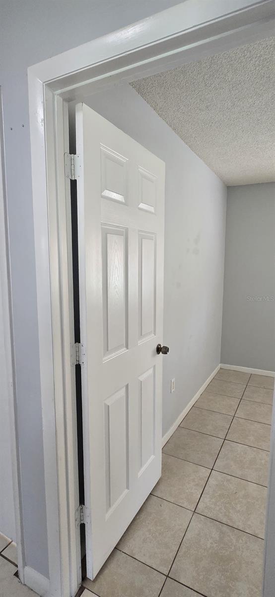 Image 21 of 30 For 1127 Spring Meadow Drive 1127