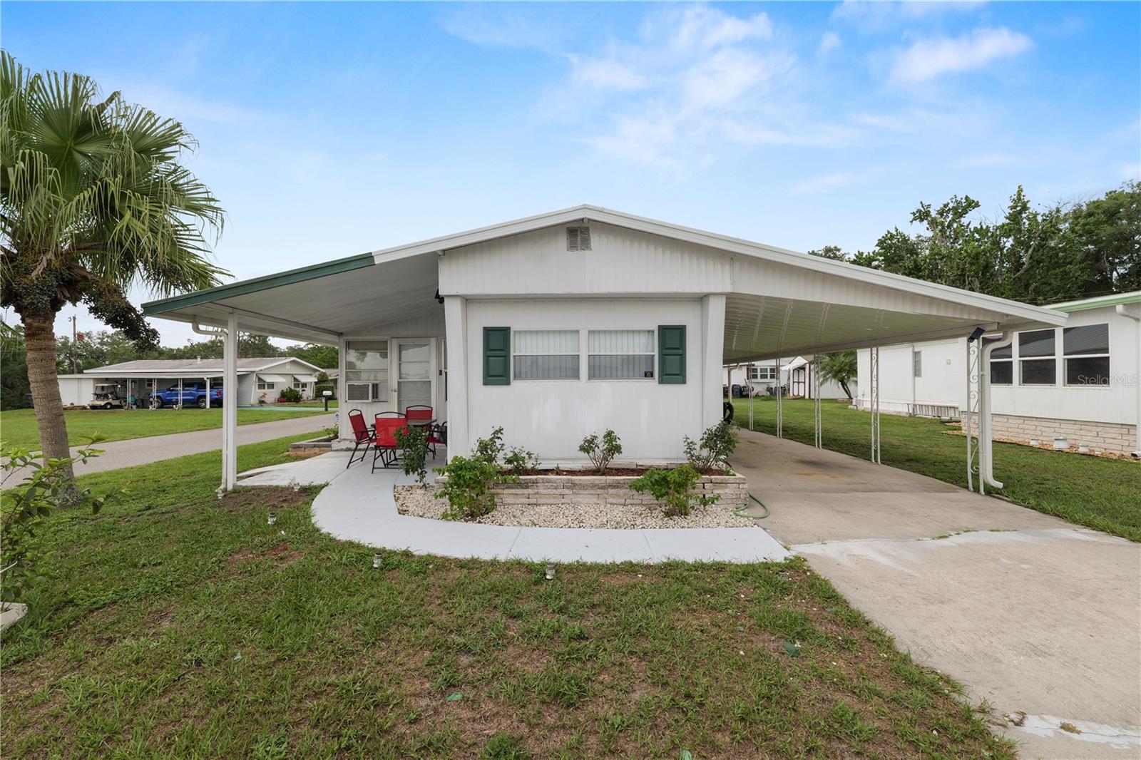 Details for 1823 Blue Lake Drive, LAKELAND, FL 33801