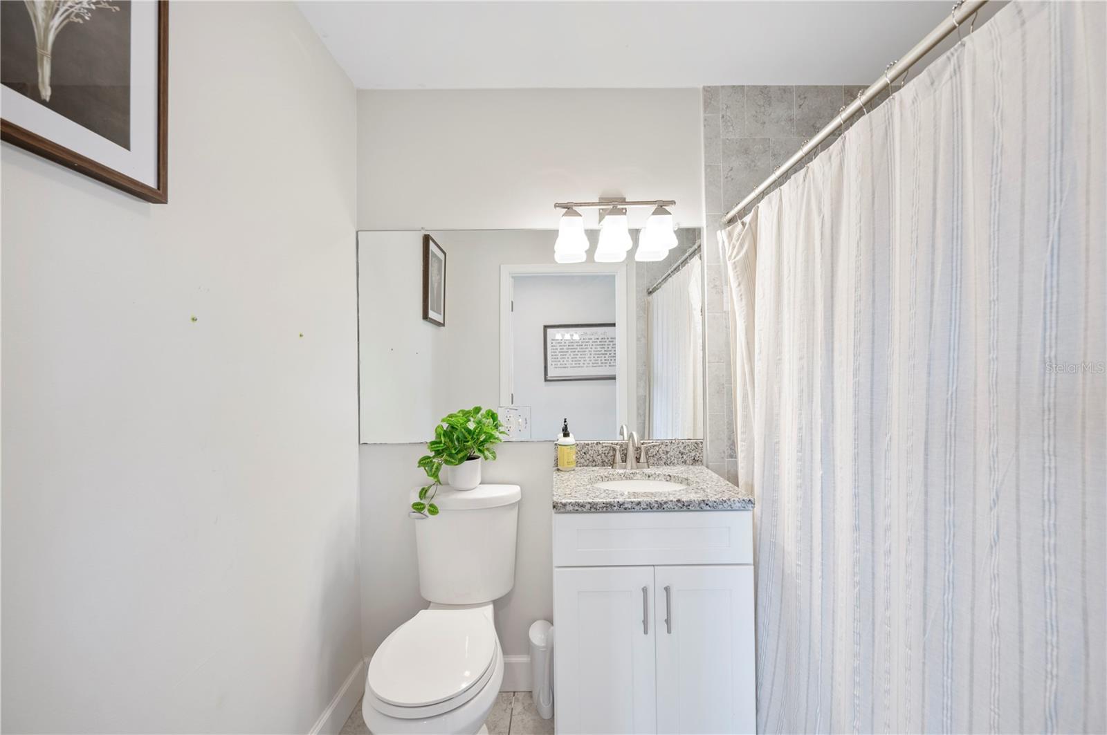 Image 32 of 46 For 818 Woodward Street