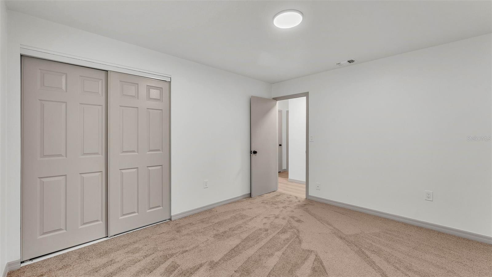 Image 17 of 32 For 1920 Kimball Court S