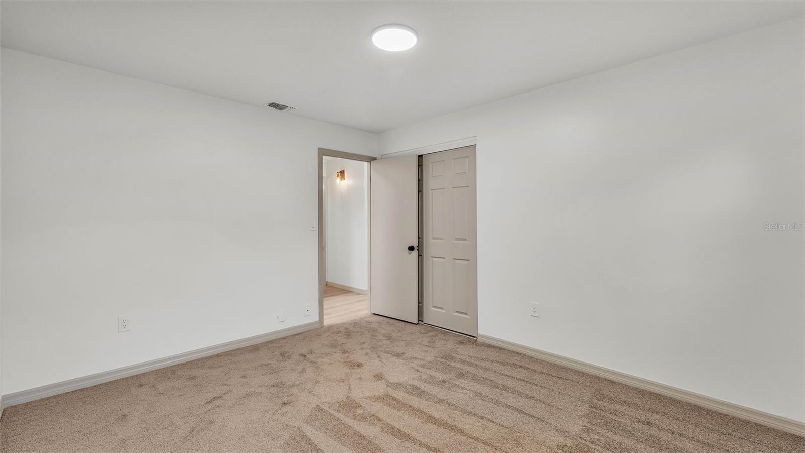 Image 19 of 32 For 1920 Kimball Court S