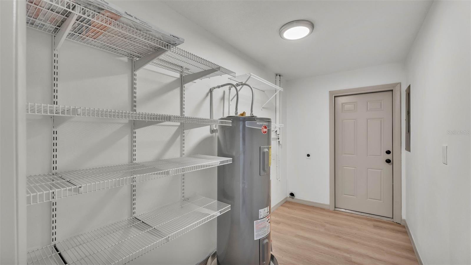 Image 24 of 32 For 1920 Kimball Court S