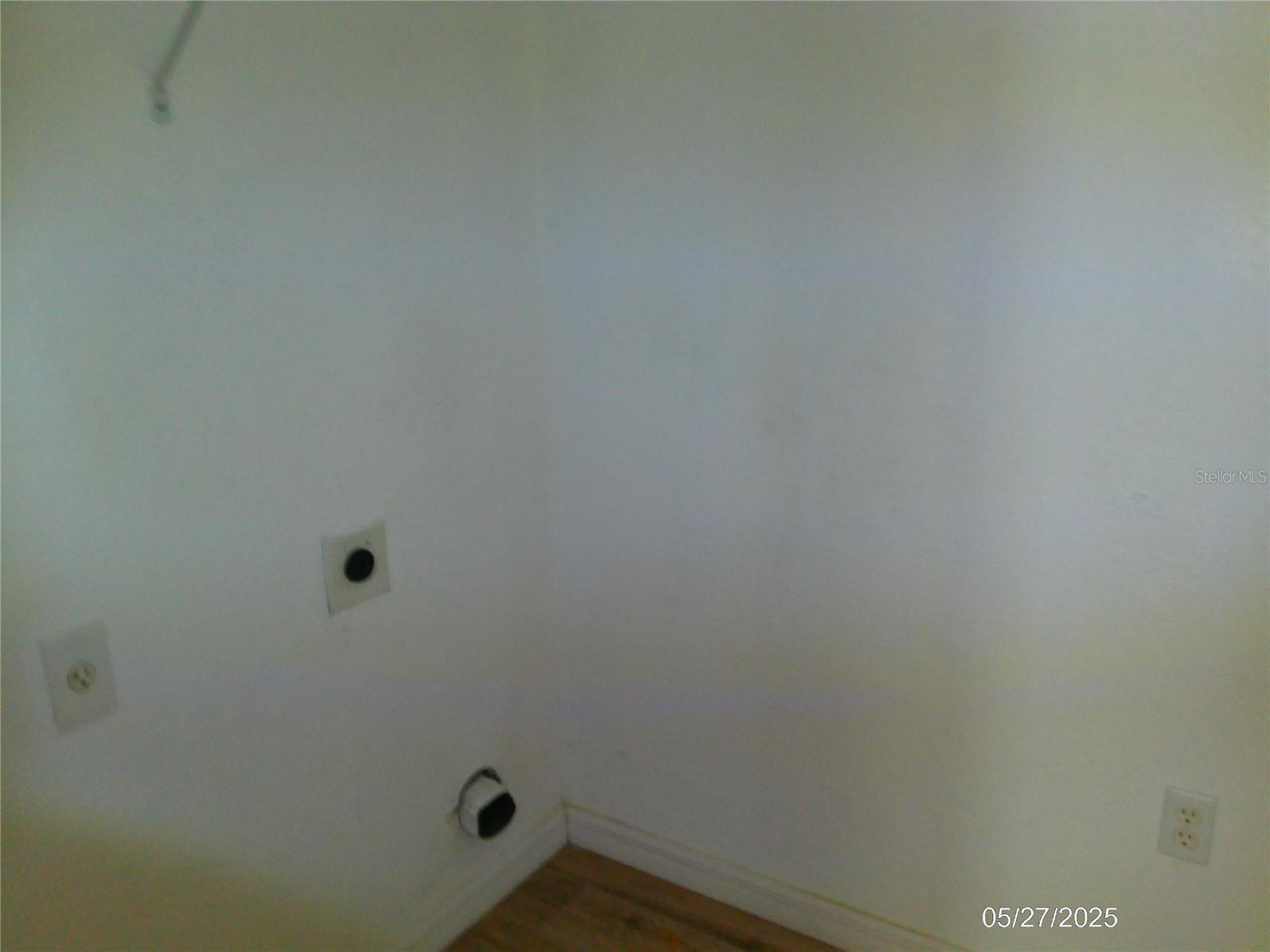 Image 21 of 24 For 3024 Wentworth Place