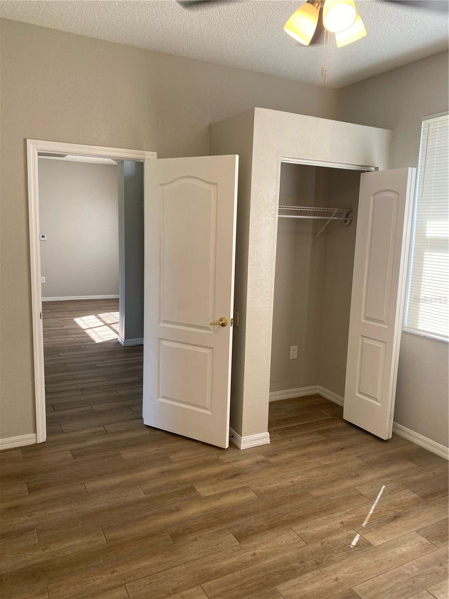 Image 33 of 49 For 8159 Woodvine Circle