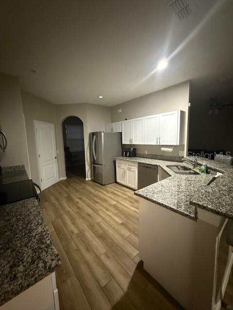 Image 9 of 49 For 8159 Woodvine Circle