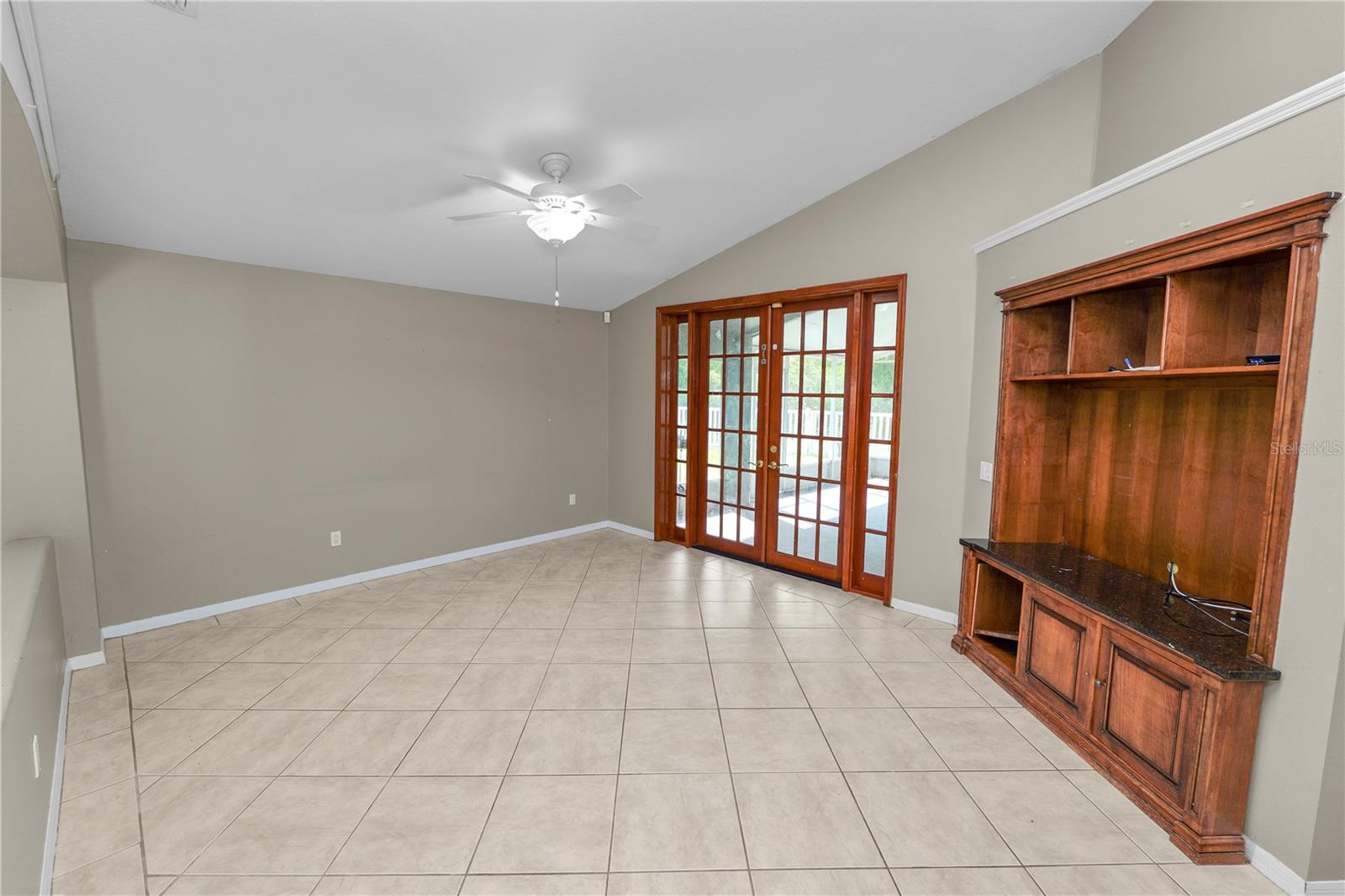 Image 12 of 63 For 16804 Hawkridge Road