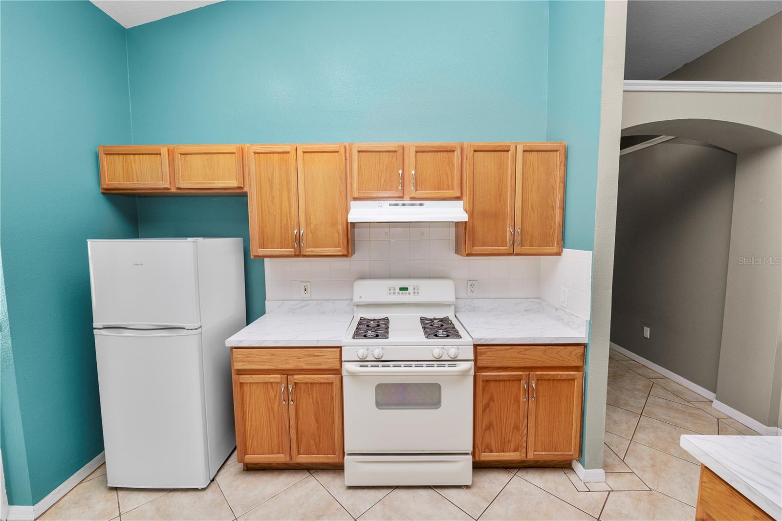 Image 17 of 63 For 16804 Hawkridge Road