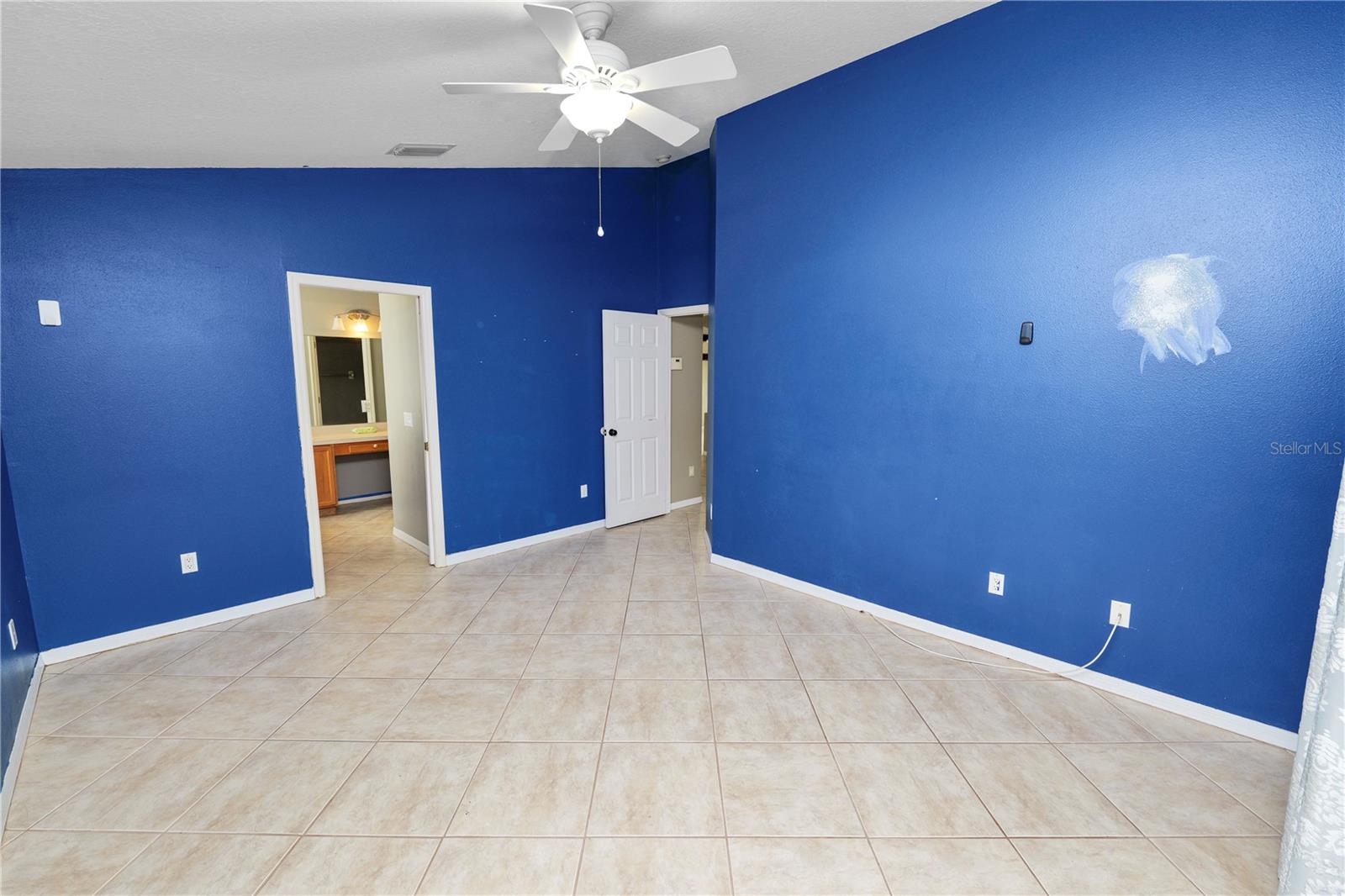 Image 22 of 63 For 16804 Hawkridge Road