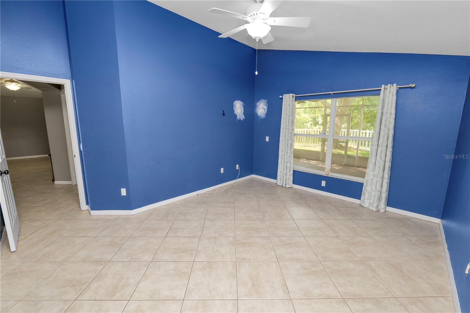 Image 23 of 63 For 16804 Hawkridge Road
