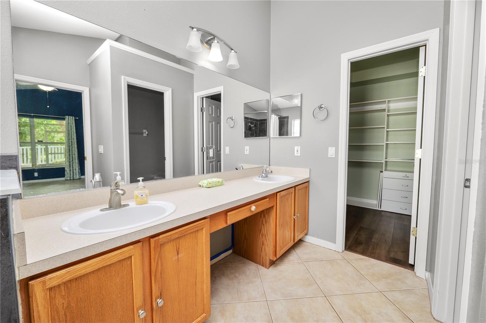 Image 29 of 63 For 16804 Hawkridge Road