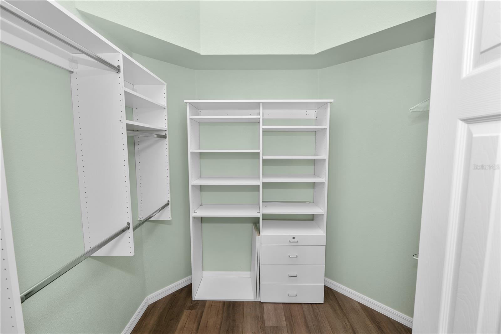 Image 31 of 63 For 16804 Hawkridge Road