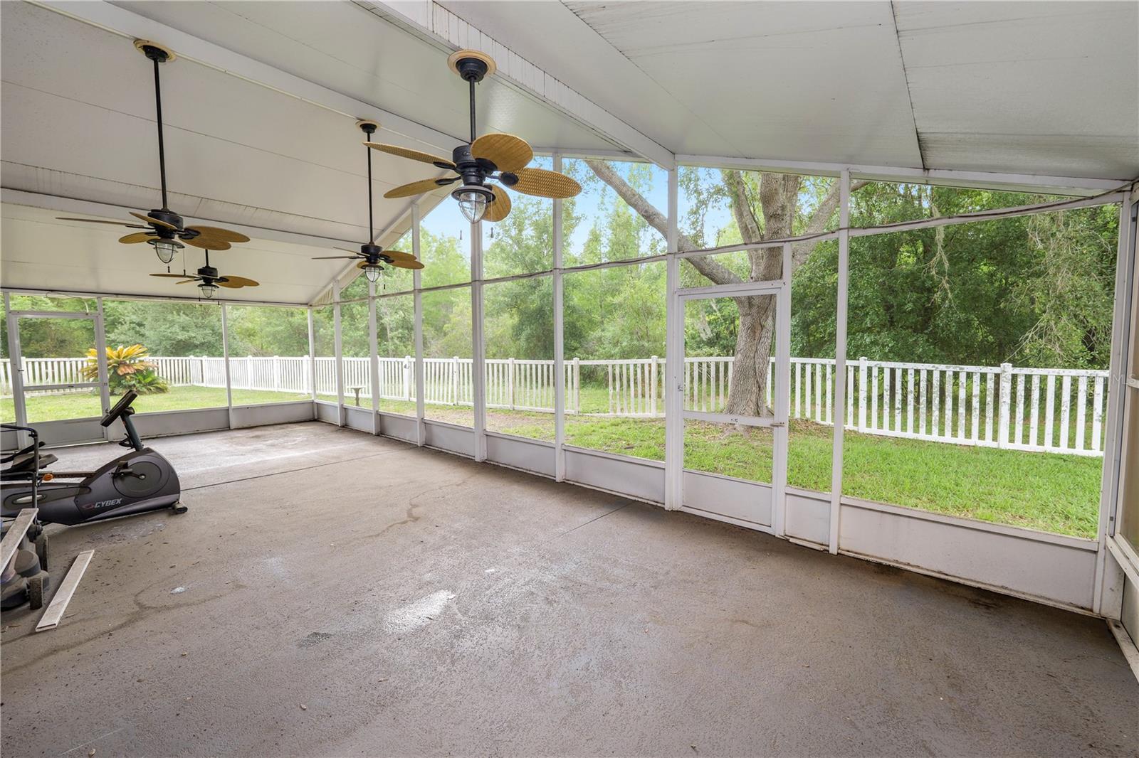 Image 40 of 63 For 16804 Hawkridge Road