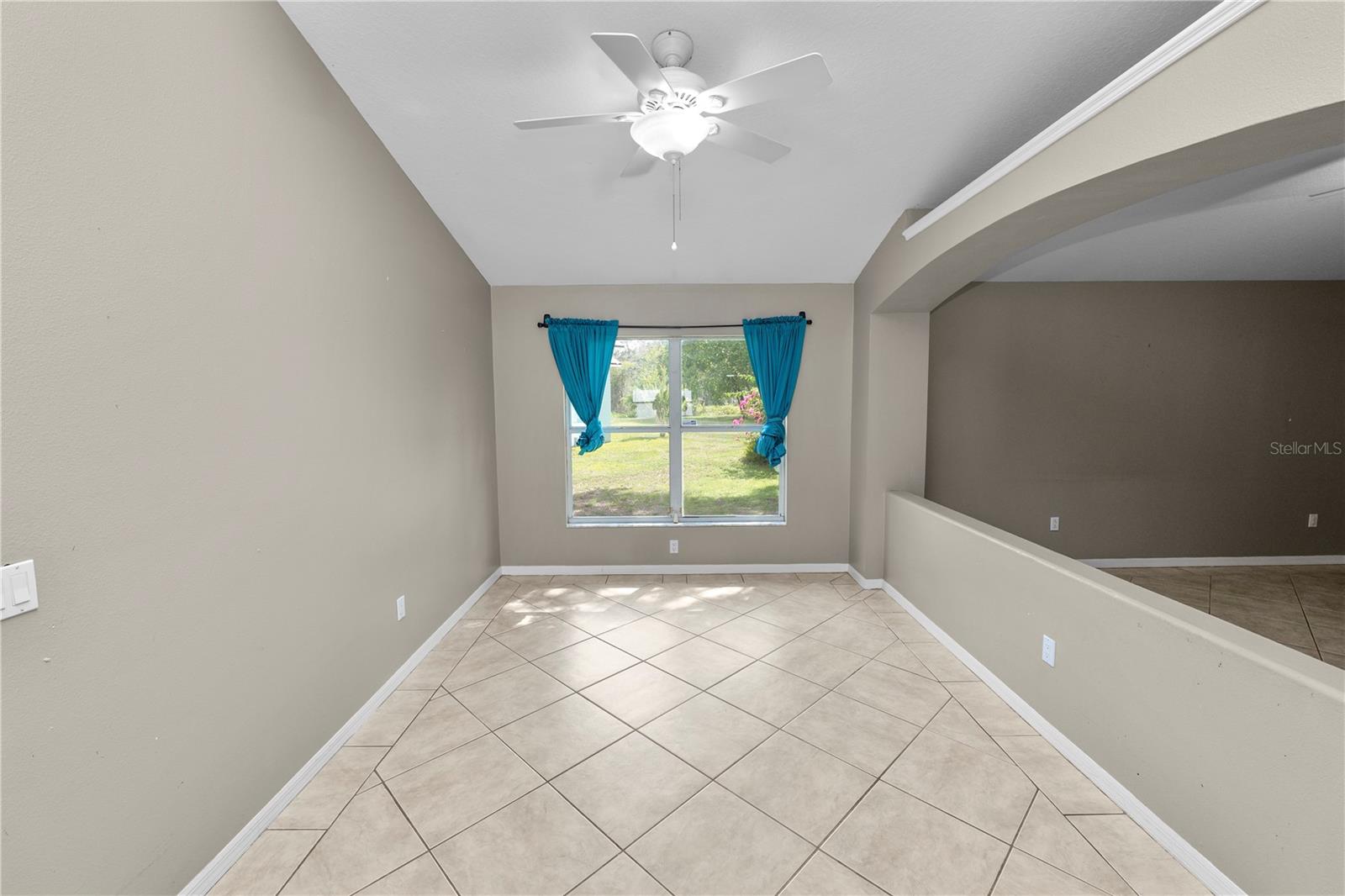 Image 6 of 63 For 16804 Hawkridge Road