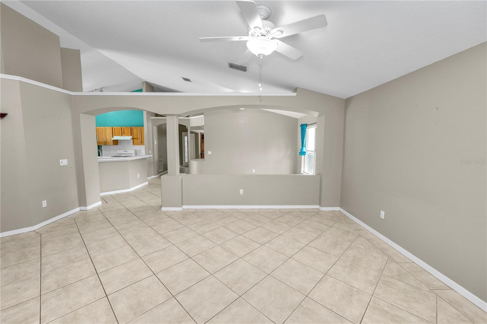 Image 8 of 63 For 16804 Hawkridge Road