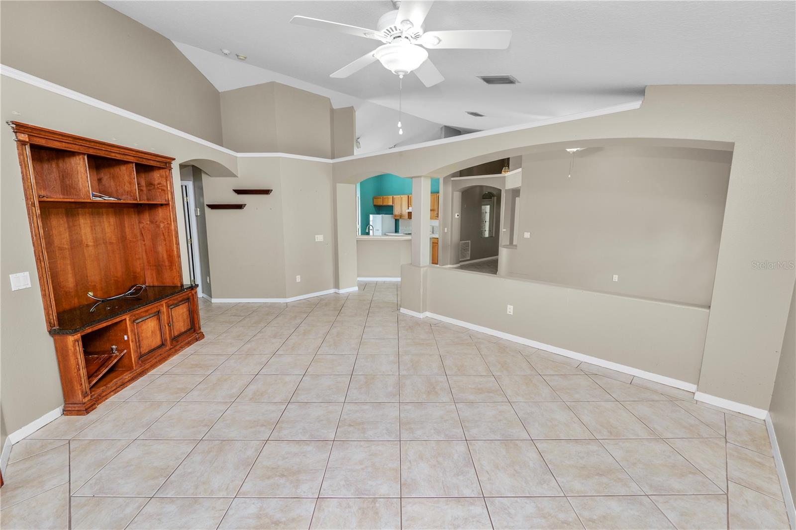 Image 9 of 63 For 16804 Hawkridge Road