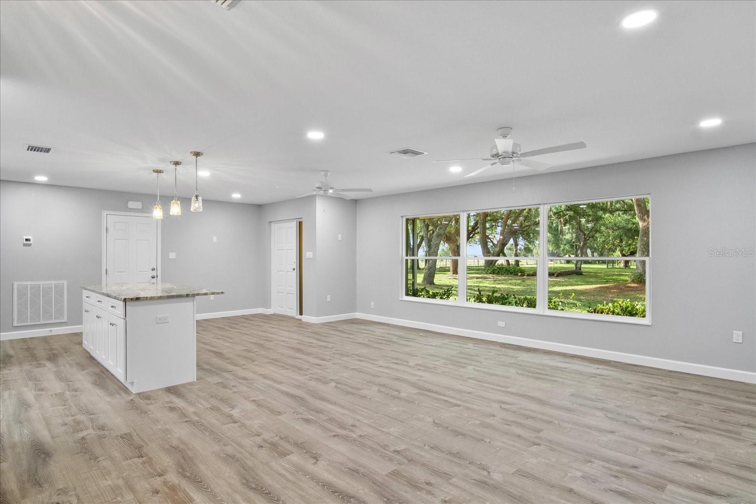 Image 39 of 60 For 203 Boyer Street
