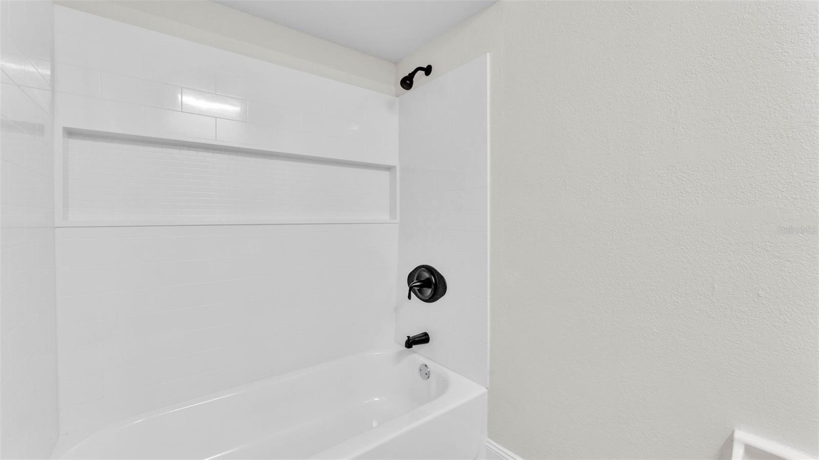 Image 7 of 15 For 6 Rosewood Drive