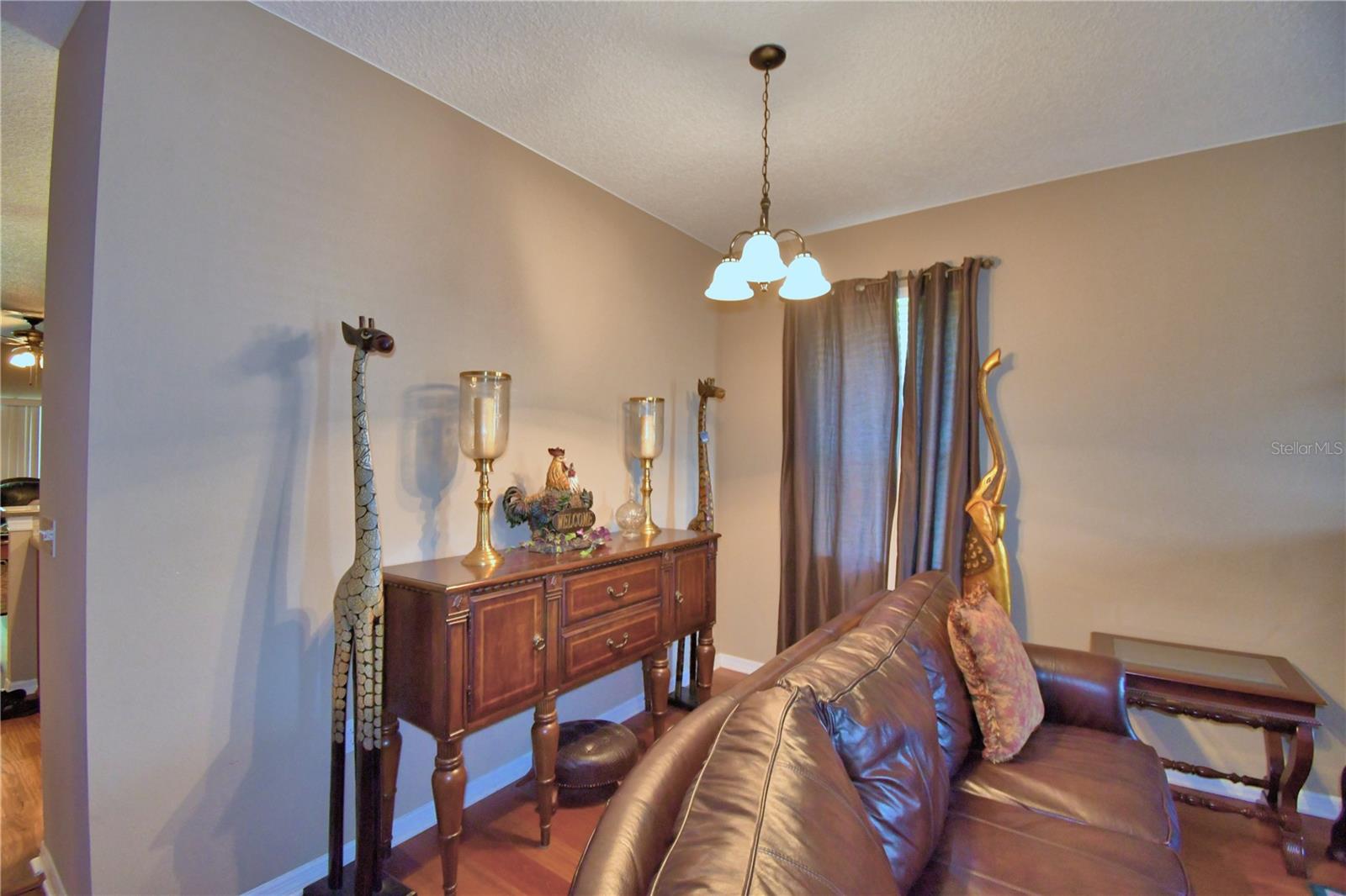 Image 16 of 87 For 2721 Walden Woods Drive