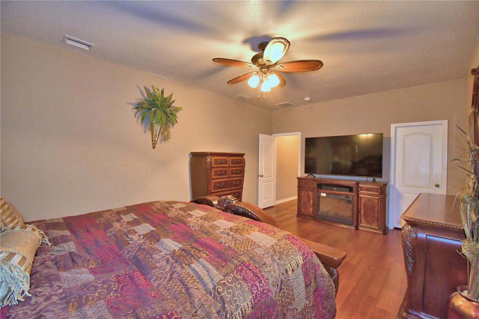 Image 30 of 87 For 2721 Walden Woods Drive