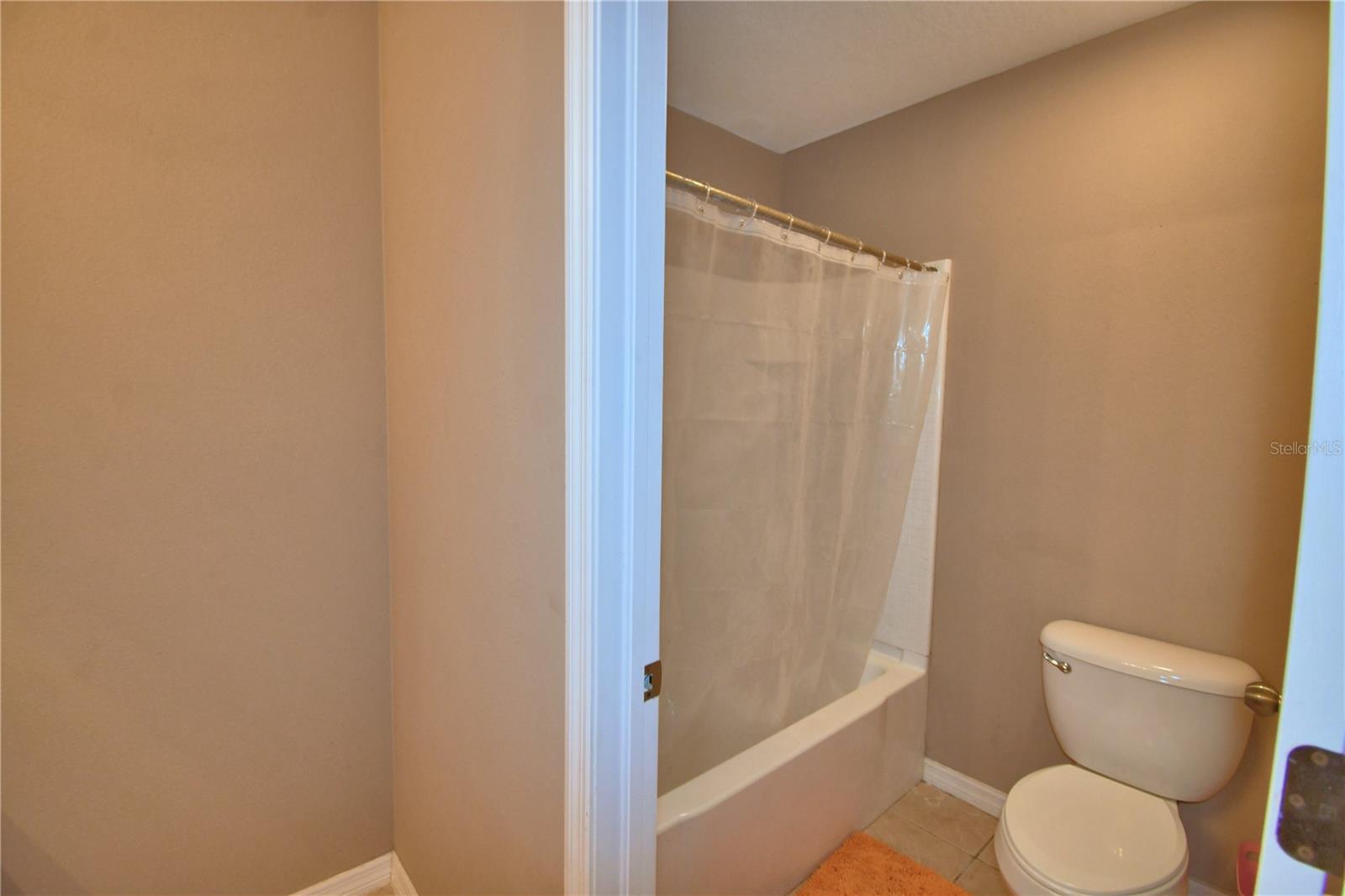Image 47 of 87 For 2721 Walden Woods Drive