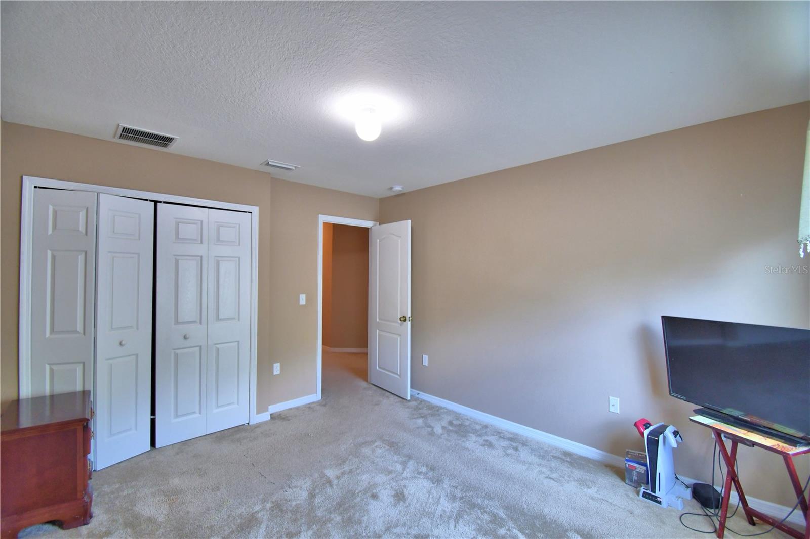 Image 53 of 87 For 2721 Walden Woods Drive