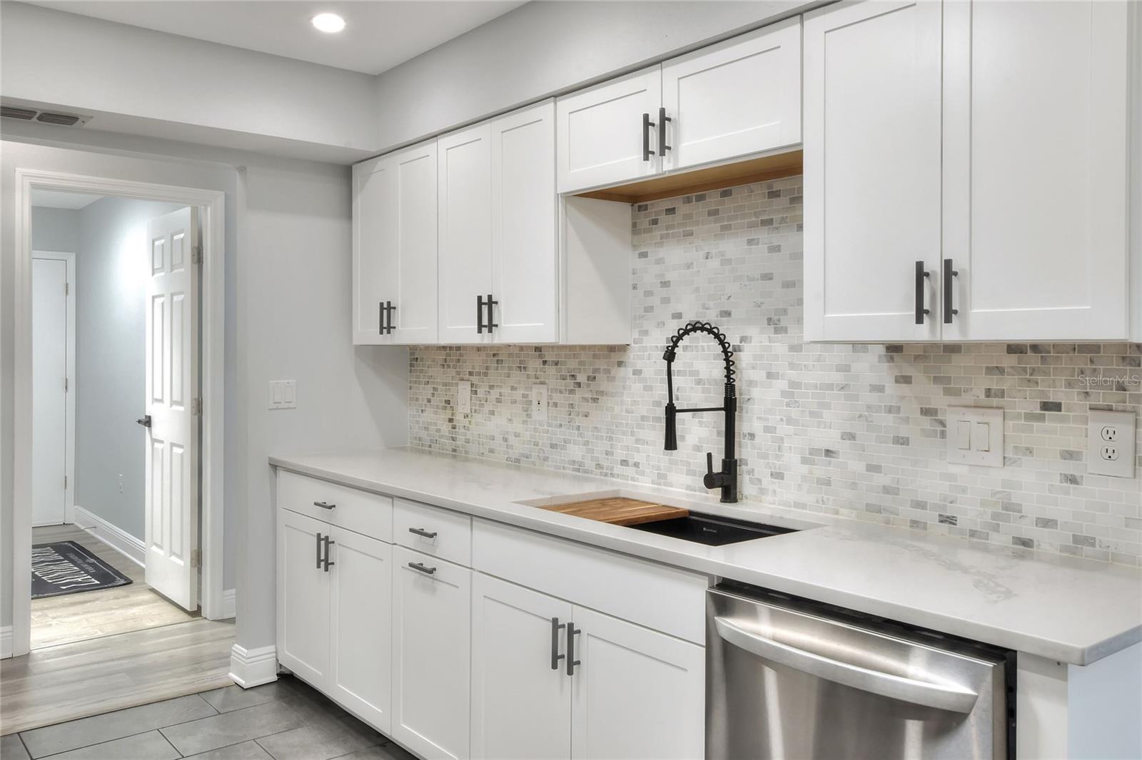 Image 21 of 64 For 8721 Latham Lane