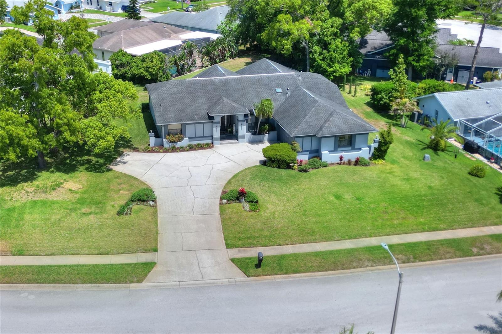 Image 3 of 64 For 8721 Latham Lane