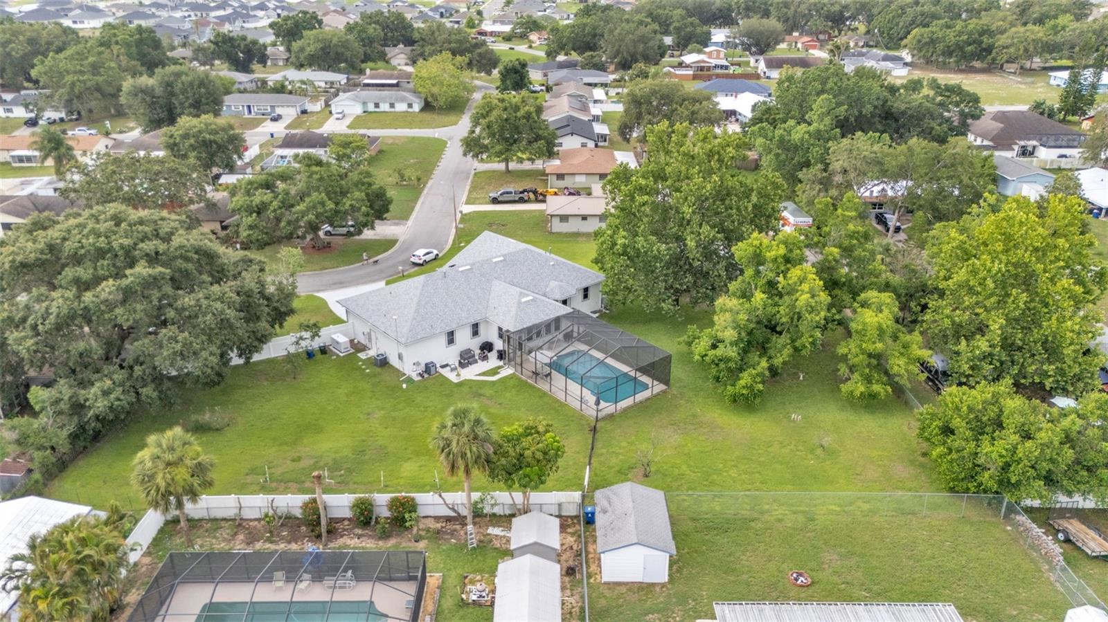 Listing photo id 54 for 535 Todhunter Way