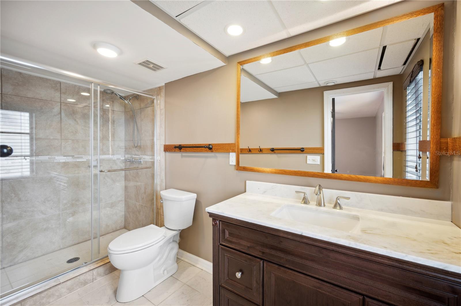 Image 21 of 57 For 6281 Halabrin Rd
