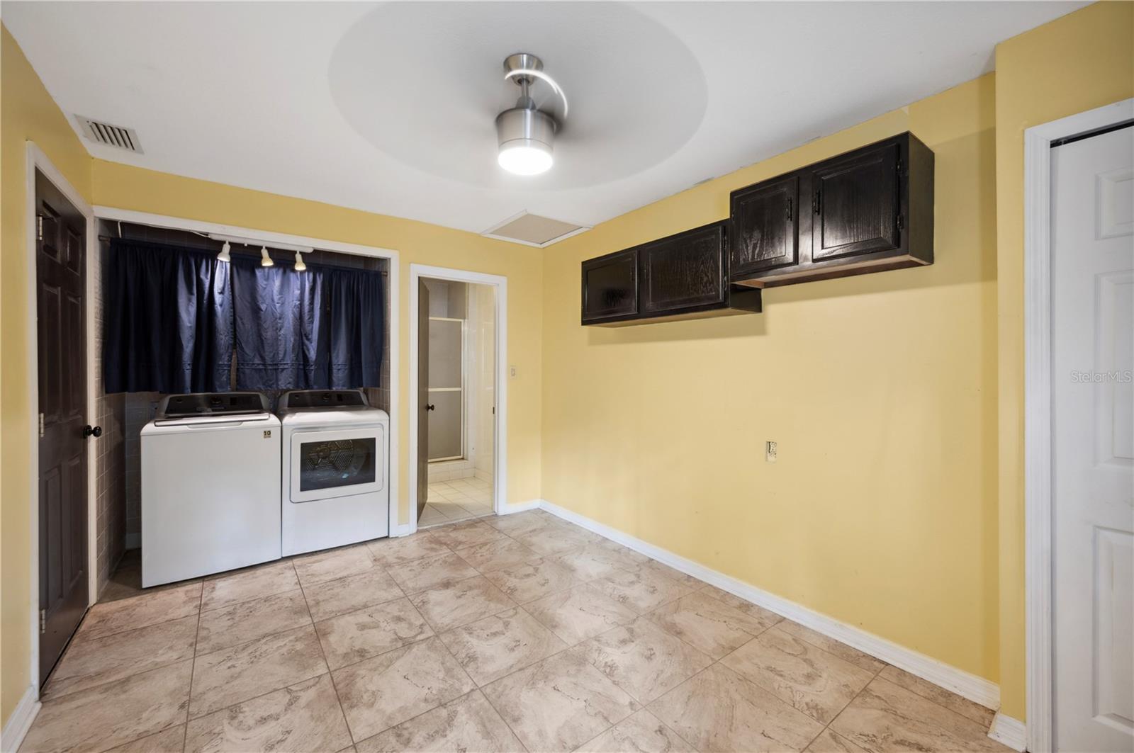 Image 31 of 57 For 6281 Halabrin Rd