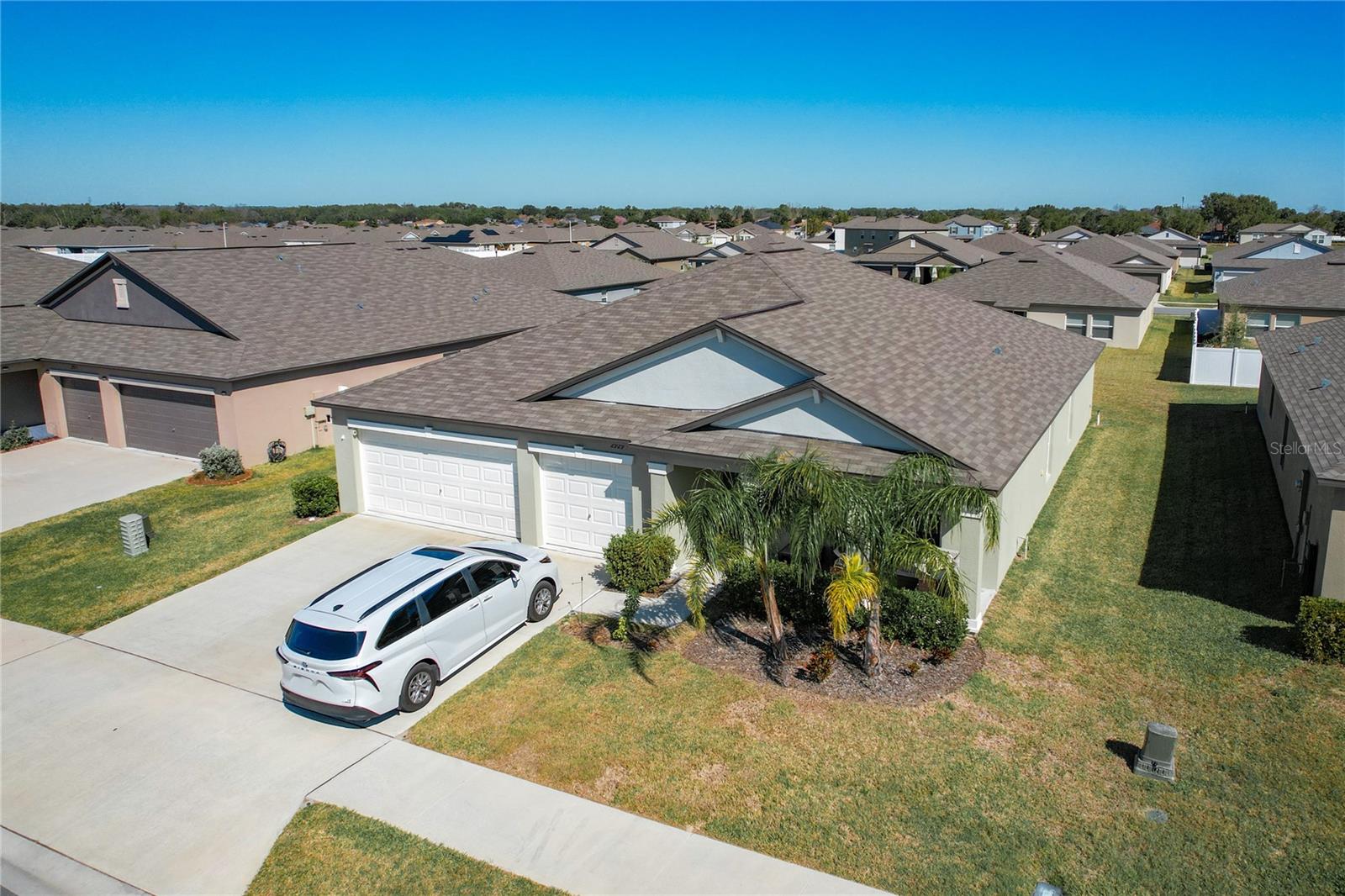 Image 3 of 53 For 2929 Flying Blackbird Road