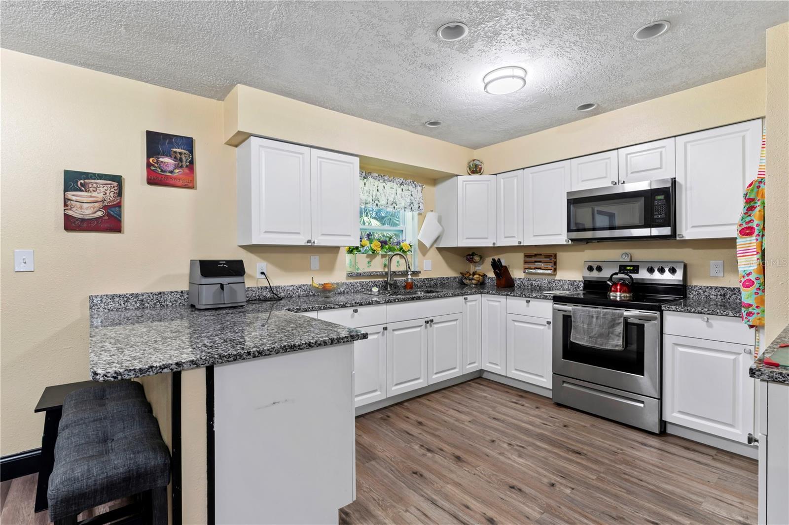 Image 18 of 30 For 3016 Reiter Drive