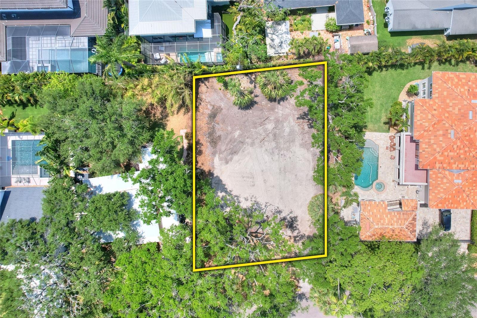 Image 3 of 23 For 572 Marmora Avenue