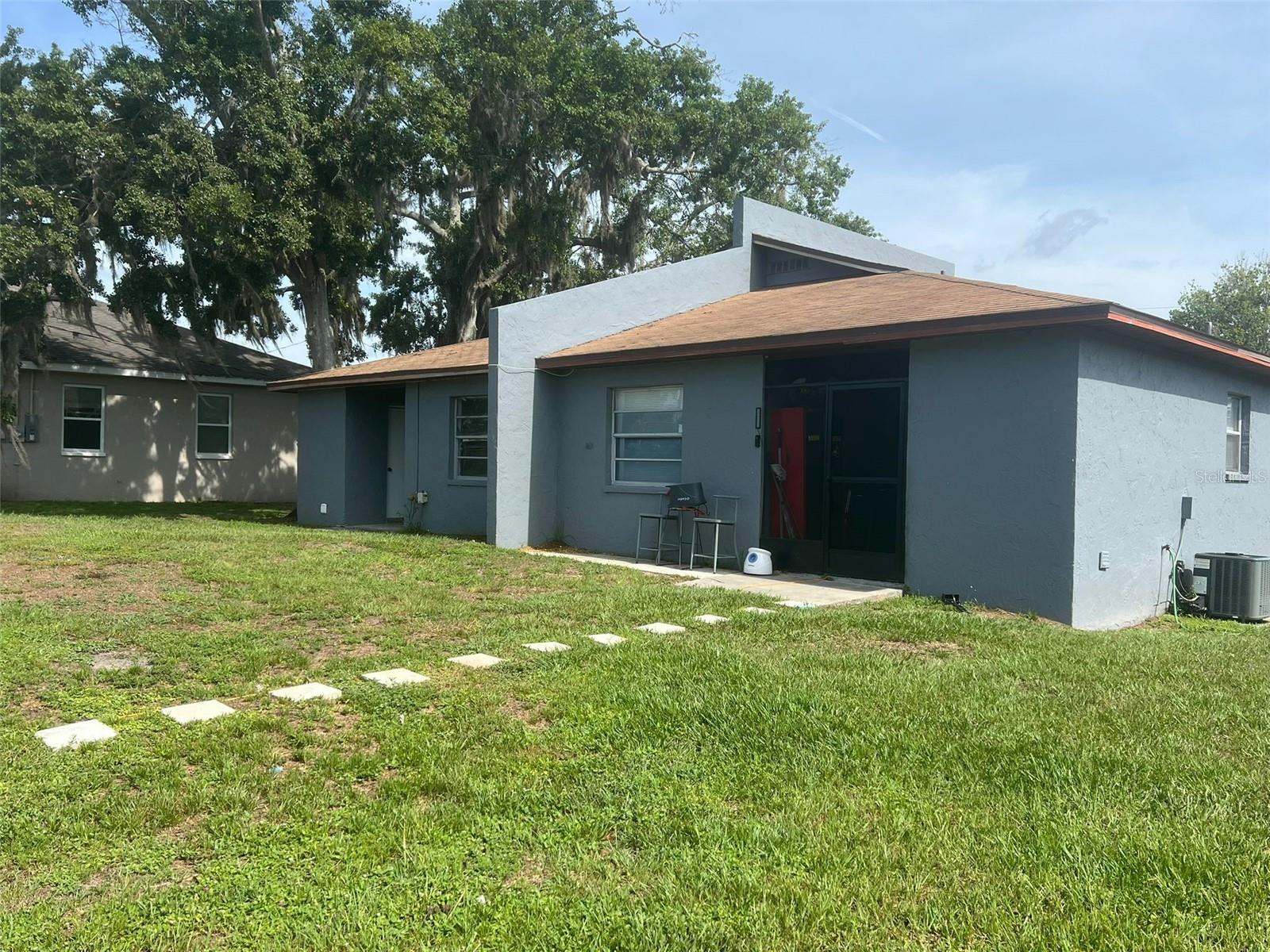 Listing photo id 26 for 854 Shirley Ann Trail 854-856
