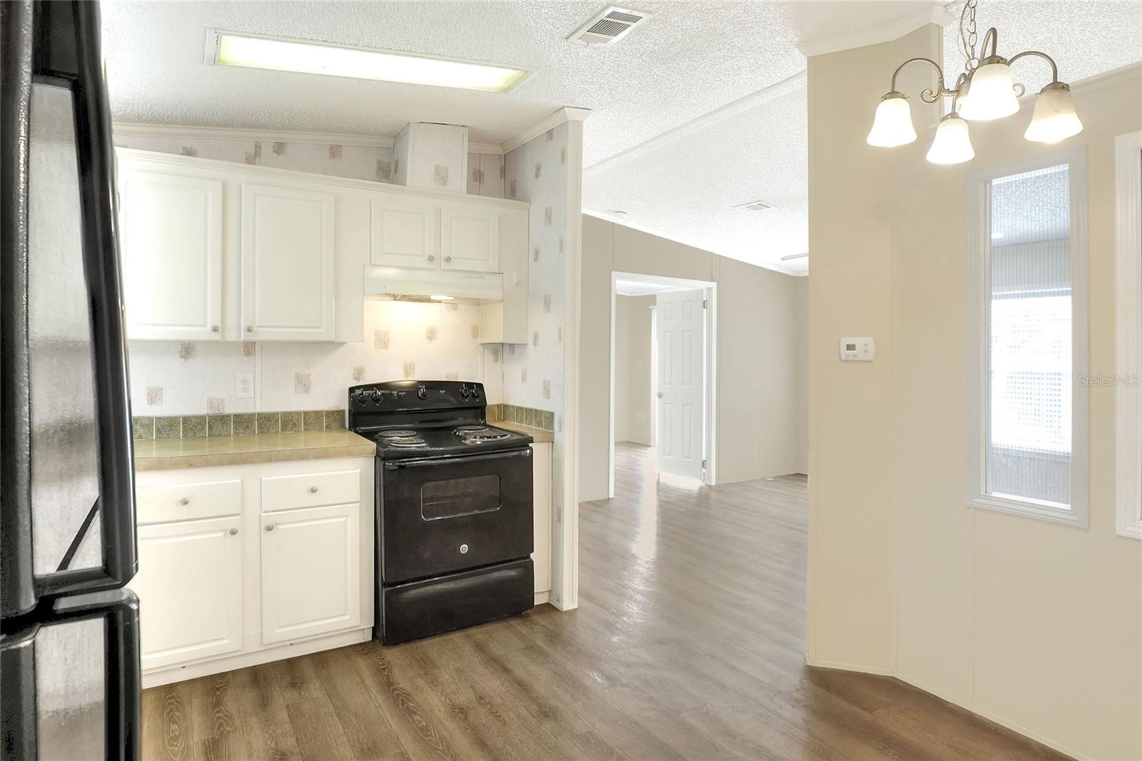 Image 14 of 30 For 3321 Peachtree Hill Road