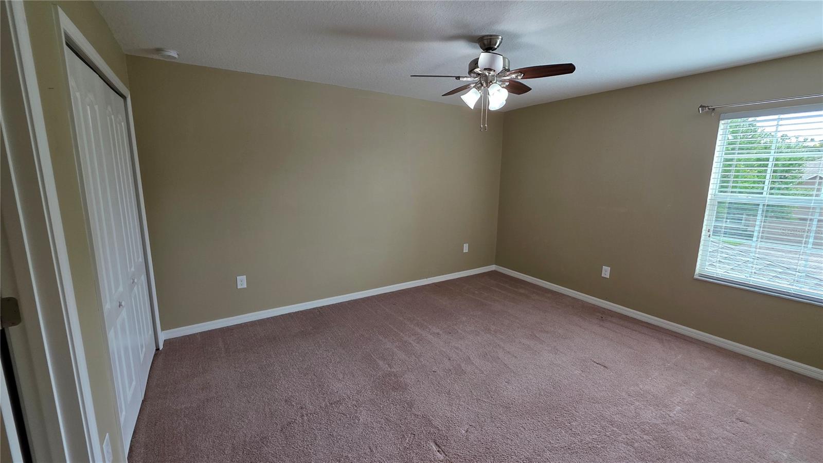 Image 21 of 39 For 6415 Torrington Circle