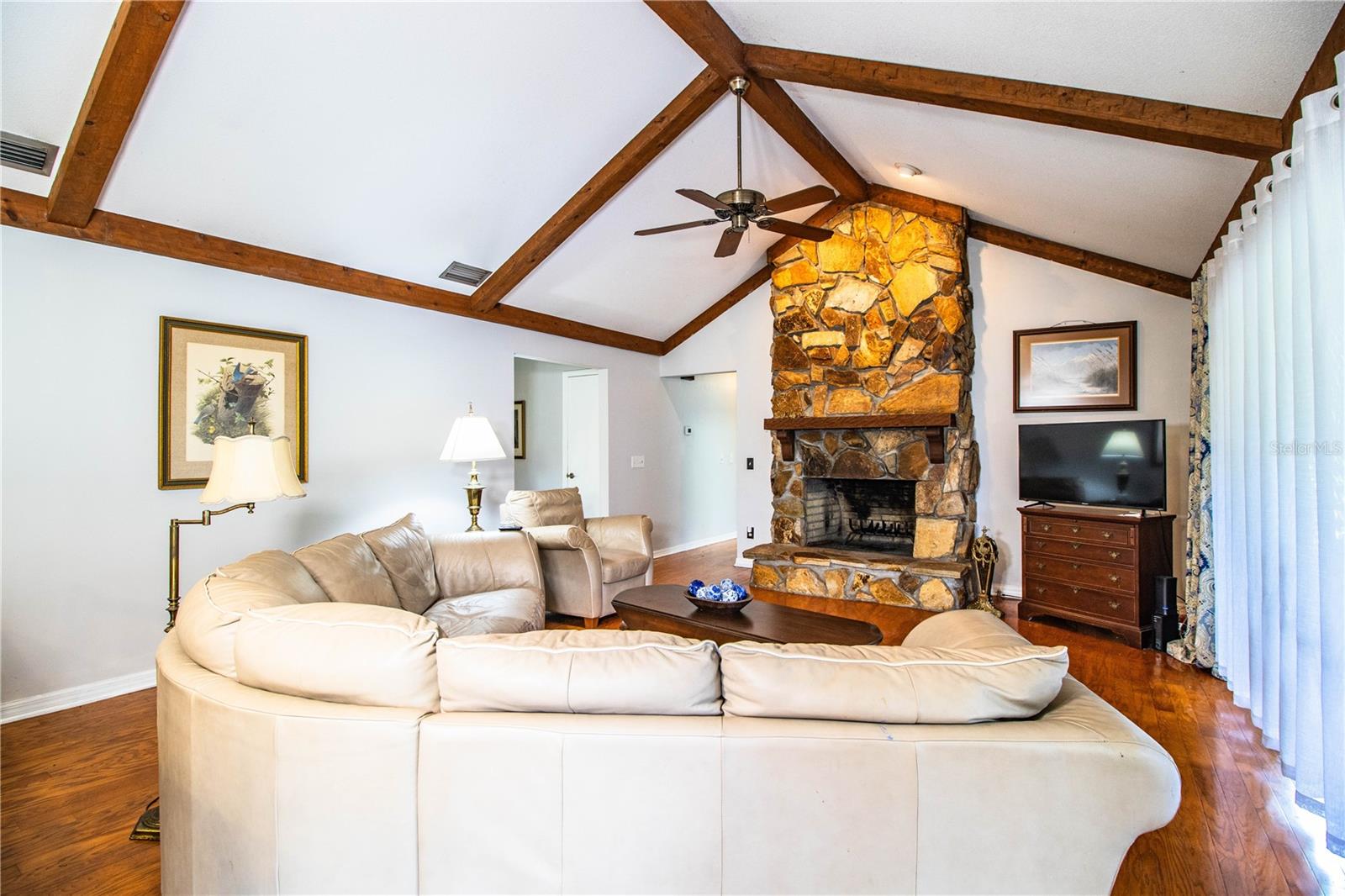 Image 12 of 54 For 2223 Wildwood Hollow Drive