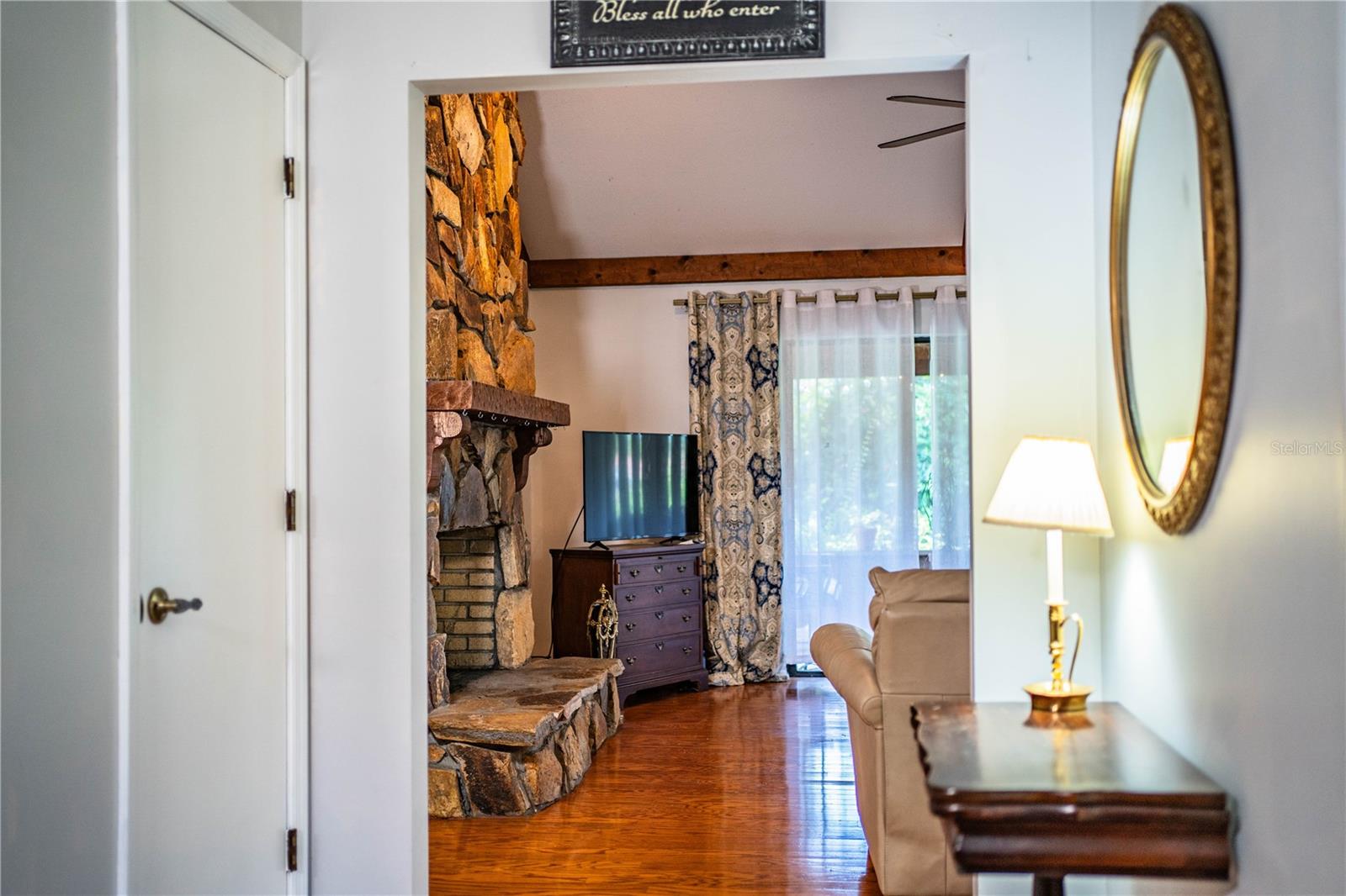 Image 7 of 54 For 2223 Wildwood Hollow Drive