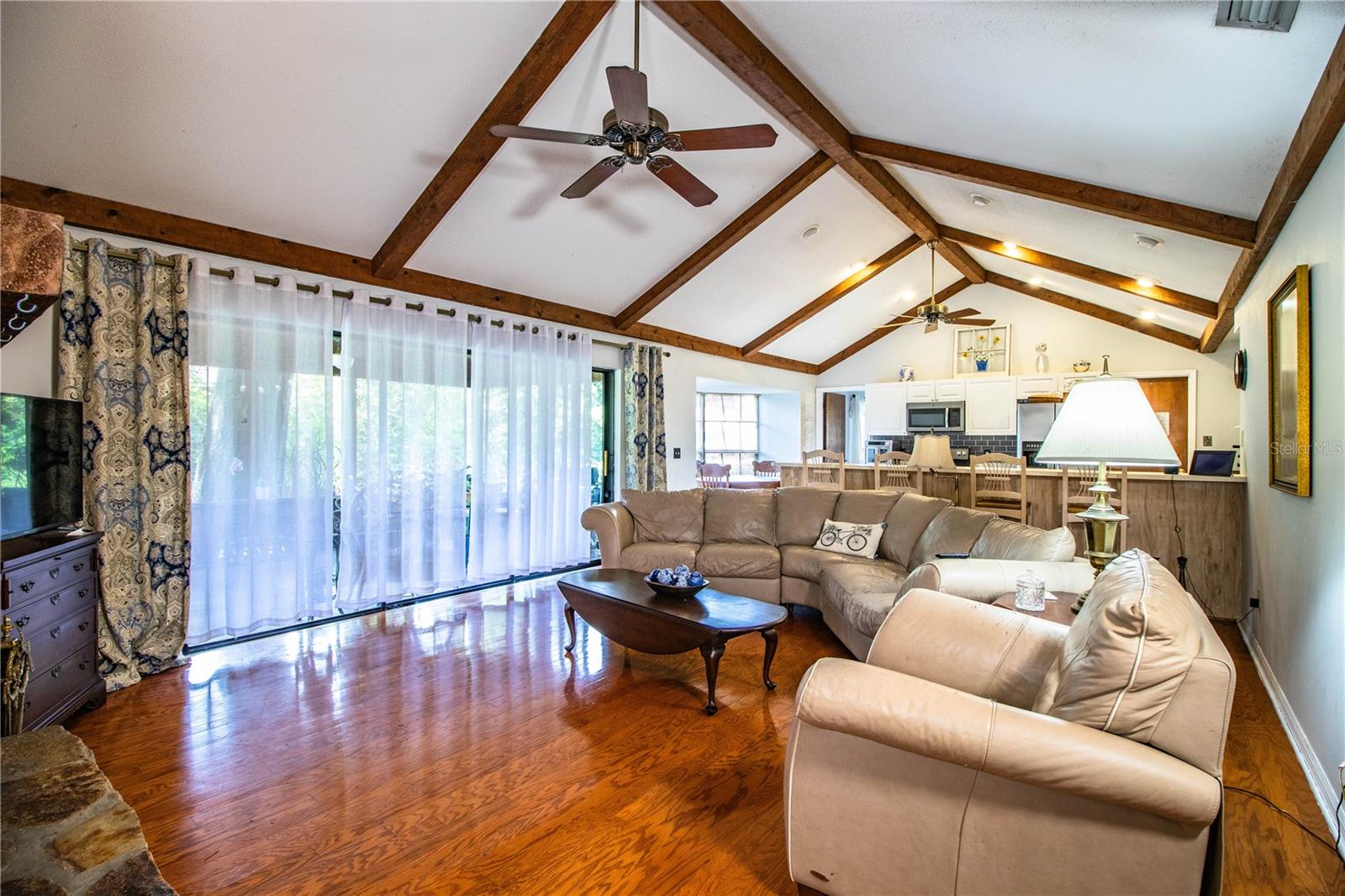 Image 8 of 54 For 2223 Wildwood Hollow Drive