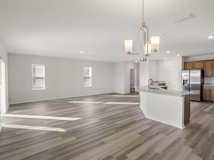 Image 7 of 13 For 5317 127th Lane