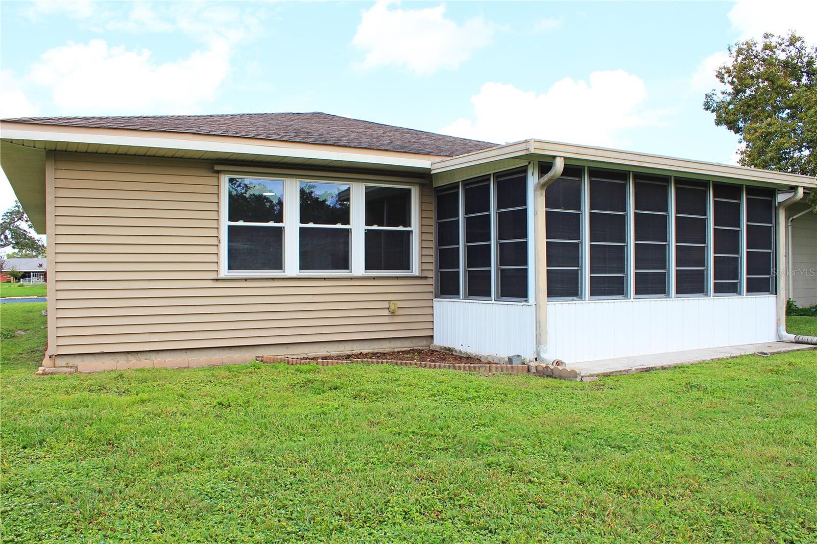 Image 33 of 37 For 608 Lark Drive