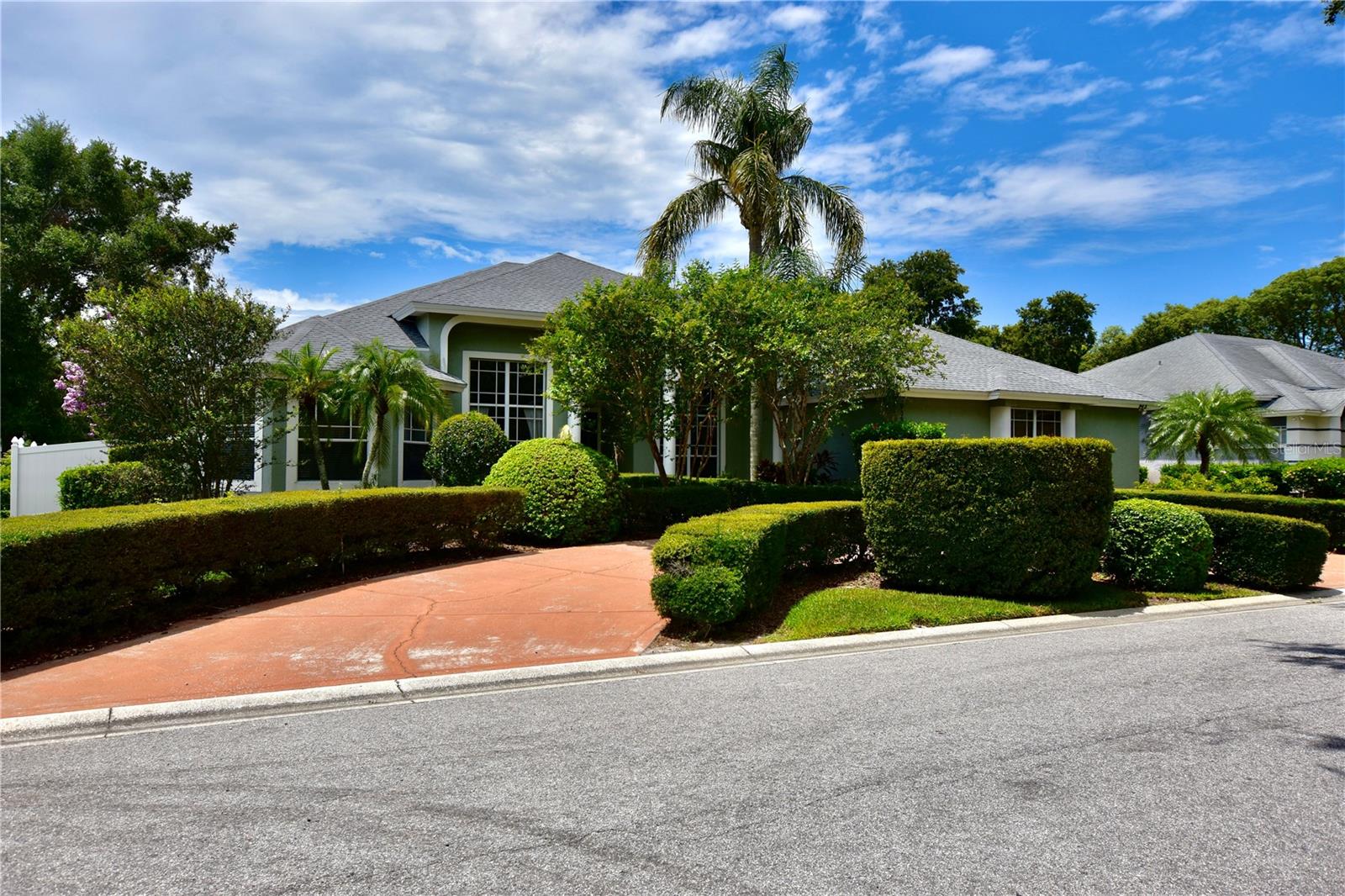 Details for 943 Hamilton Place Lane, LAKELAND, FL 33813
