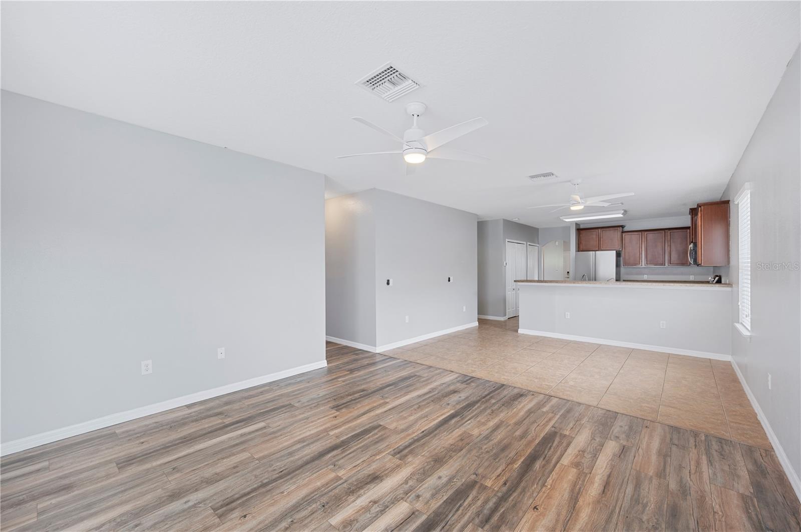Image 14 of 36 For 6819 Glenbrook Drive