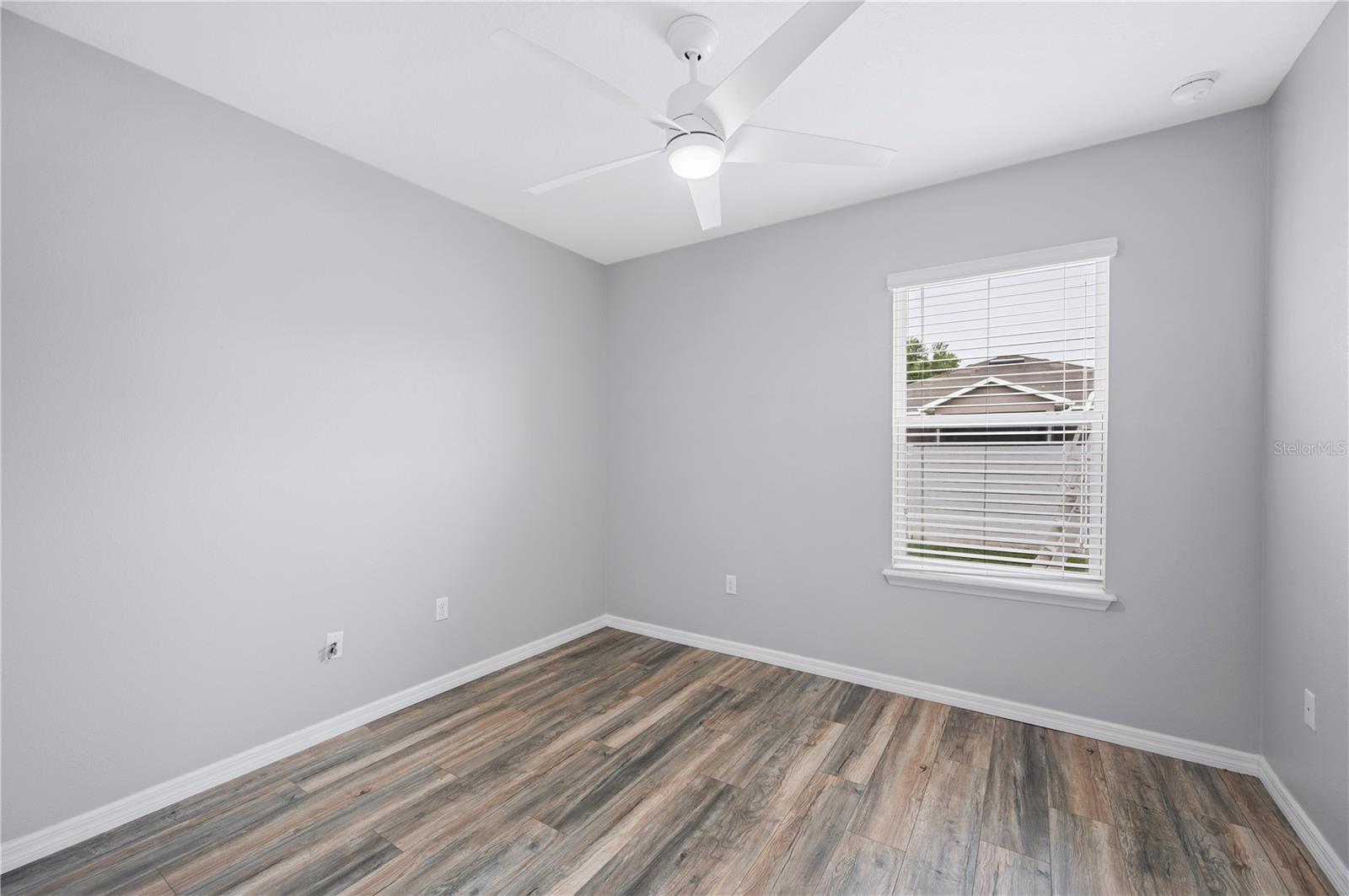 Image 28 of 36 For 6819 Glenbrook Drive