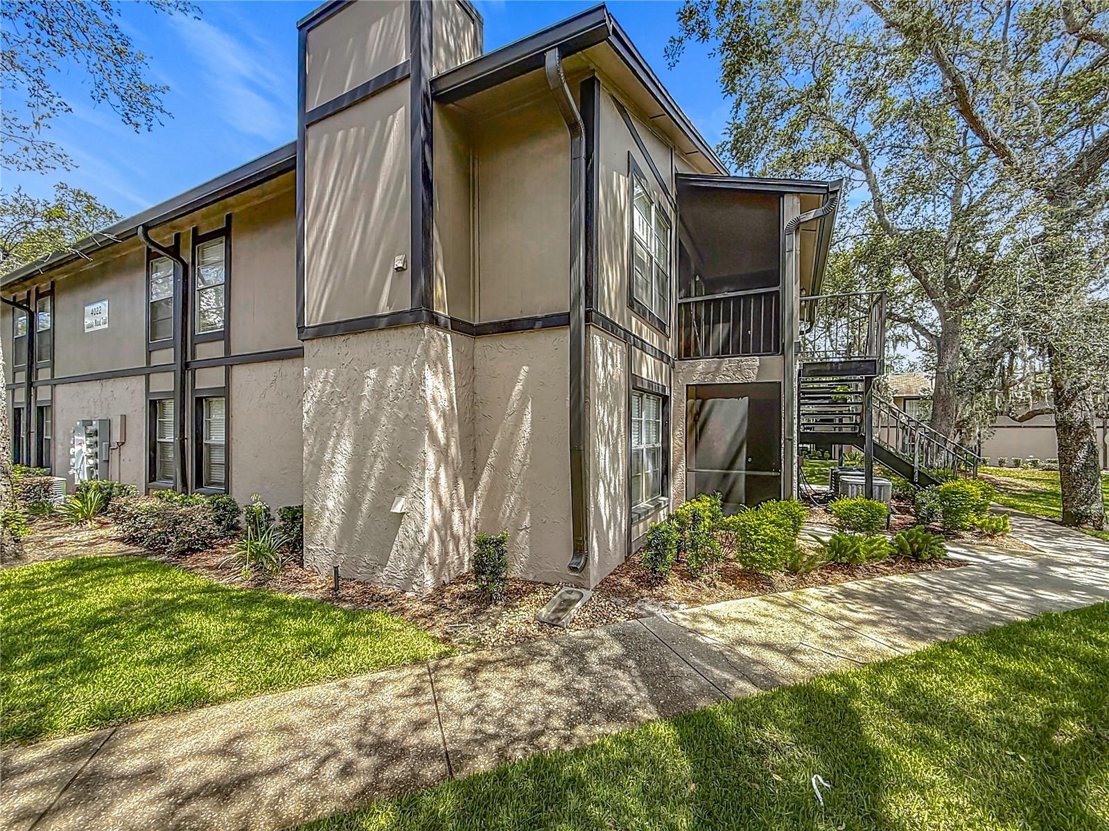 Listing photo id 0 for 4022 Tumble Wood Trail 101