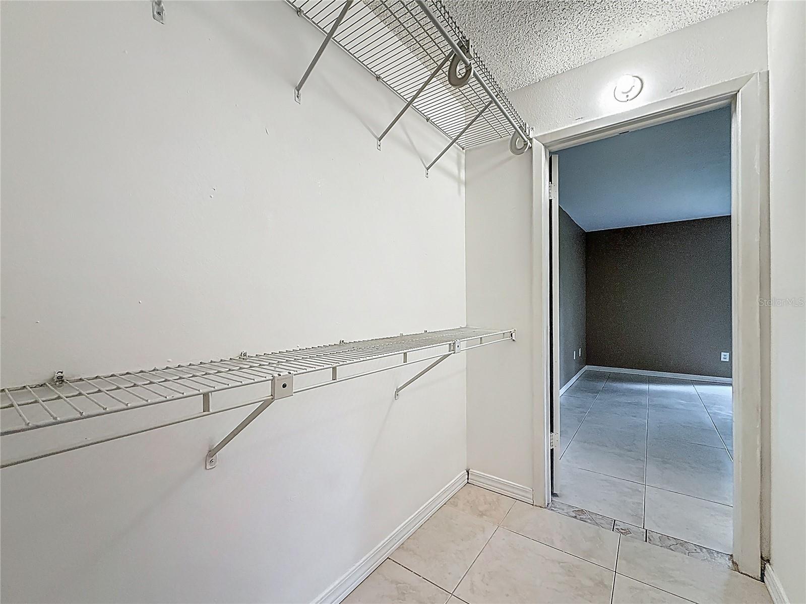 Listing photo id 18 for 4022 Tumble Wood Trail 101