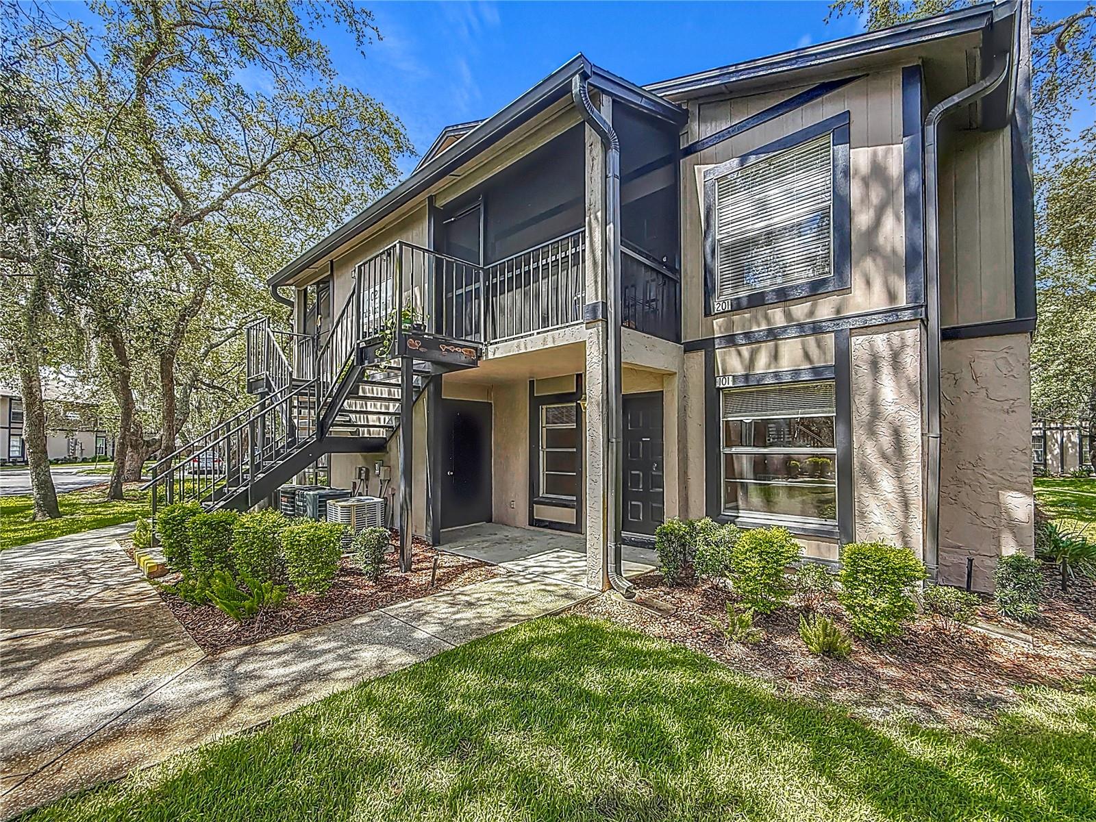 Listing photo id 1 for 4022 Tumble Wood Trail 101