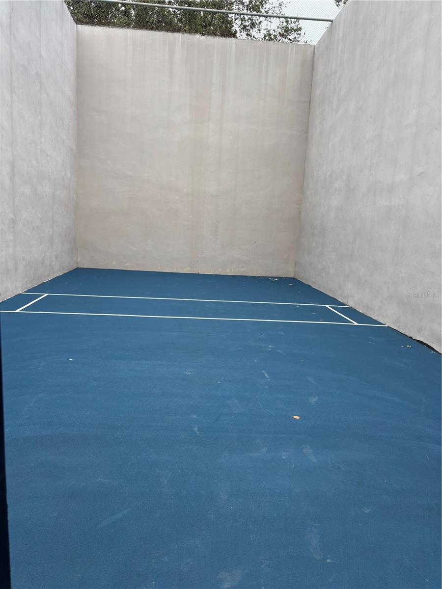 Listing photo id 38 for 4022 Tumble Wood Trail 101