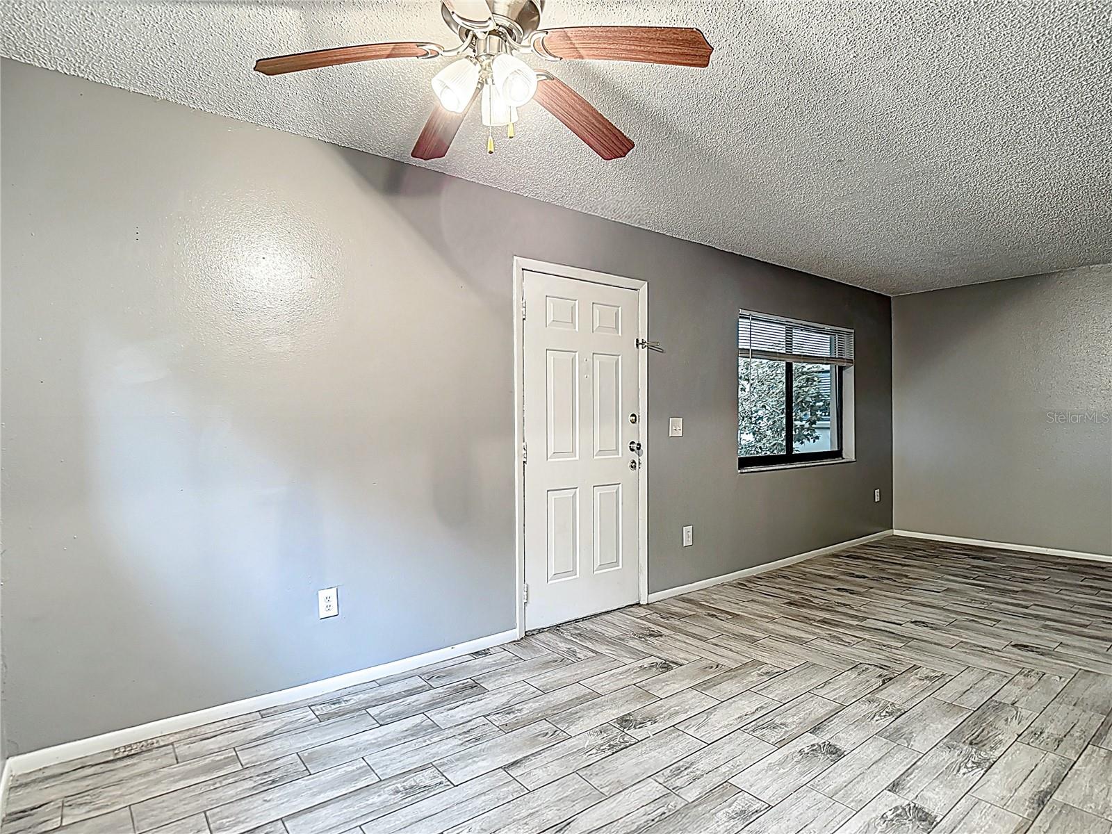 Image 10 of 44 For 11704 Raintree Village Boulevard B