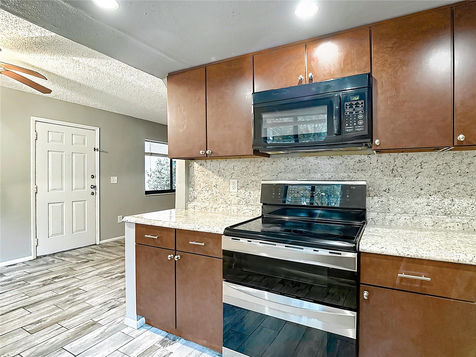 Image 8 of 44 For 11704 Raintree Village Boulevard B